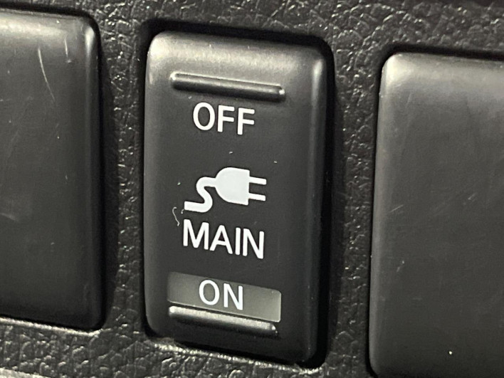 2011 Nissan Elgrand DBA-TNE52 (UW-6a068e6c2fdef)[21]