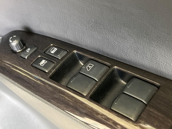 2011 Nissan Elgrand DBA-TNE52 (UW-6a068e6c2fdef)[26]