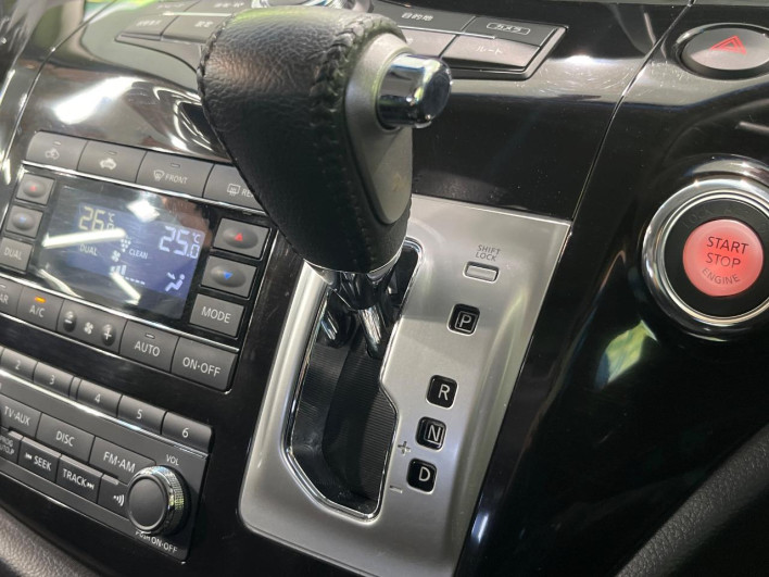 2011 Nissan Elgrand DBA-TNE52 (UW-6a068e6c2fdef)[15]