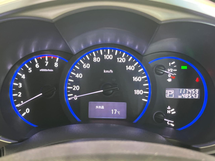 2011 Nissan Elgrand DBA-TNE52 (UW-6a068e6c2fdef)[16]
