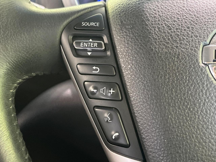2011 Nissan Elgrand DBA-TNE52 (UW-6a068e6c2fdef)[20]