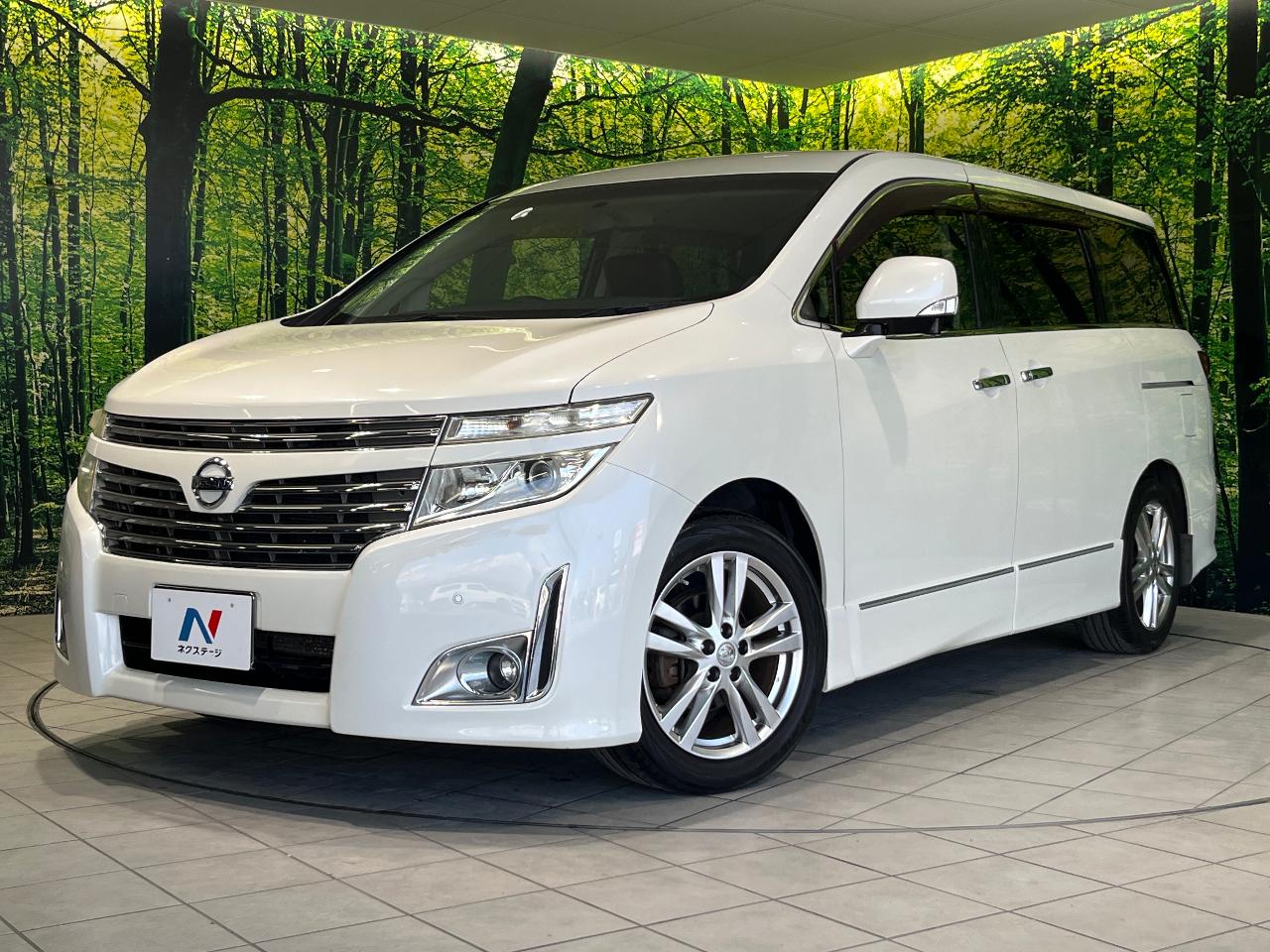 2011 Nissan Elgrand DBA-TNE52
