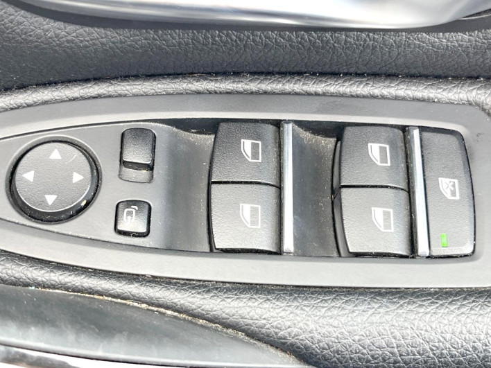 2019 BMW 3 Series DBA-8A20 (UW-6a068e787e778)[28]