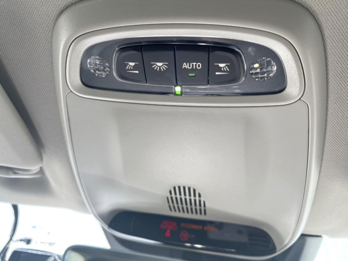 2019 Volvo V40 DBA-MB4154T (UW-6a068e7face4e)[26]