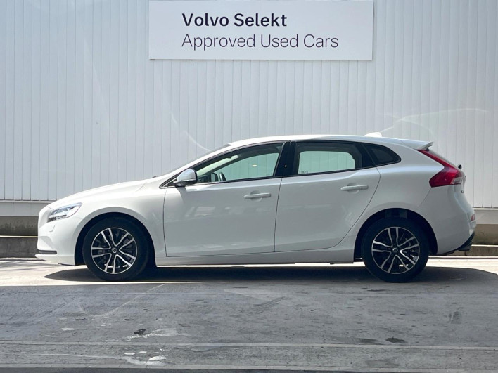 2019 Volvo V40 DBA-MB4154T (UW-6a068e7face4e)[7]