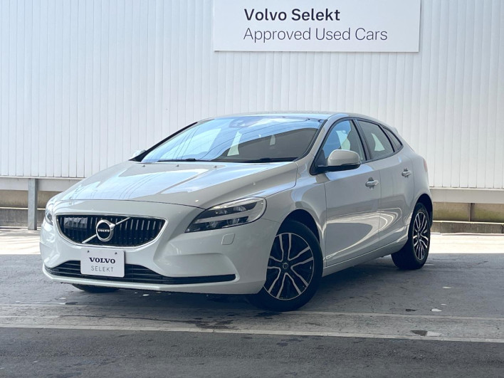2019 Volvo V40 DBA-MB4154T (UW-6a068e7face4e)[0]
