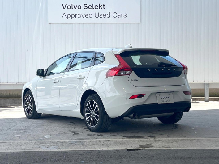 2019 Volvo V40 DBA-MB4154T (UW-6a068e7face4e)[8]