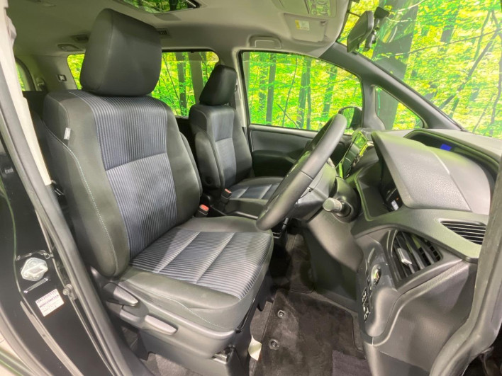 2015 Toyota Voxy DBA-ZRR80W (UW-6a068e8bc3f41)[15]
