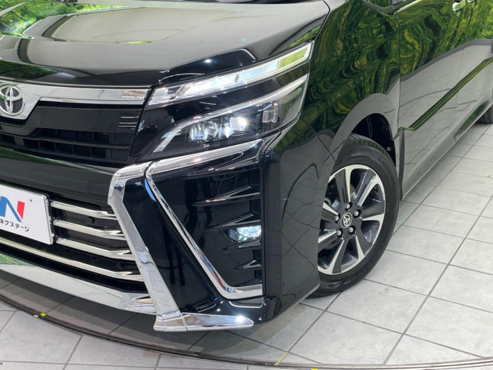 2020 Toyota Voxy 3BA-ZRR80W (UW-6a068e8fe020d)[11]
