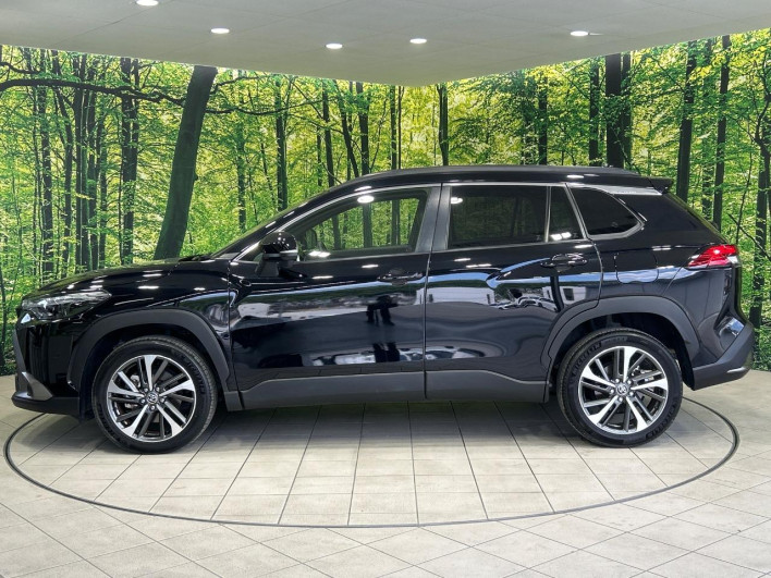 2023 Toyota Corolla Cross 6AA-ZVG13 (UW-6a068e92ad24b)[29]