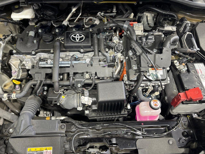2023 Toyota Corolla Cross 6AA-ZVG13 (UW-6a068e92ad24b)[10]