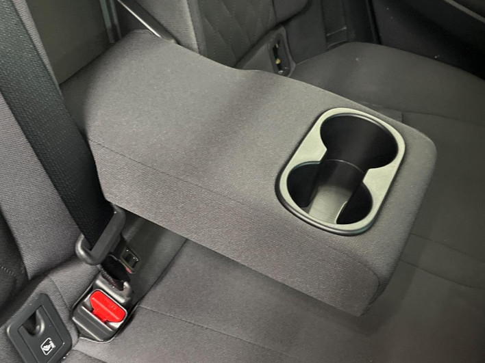2022 Toyota Corolla Cross 6AA-ZVG15 (UW-6a068e948dea0)[15]