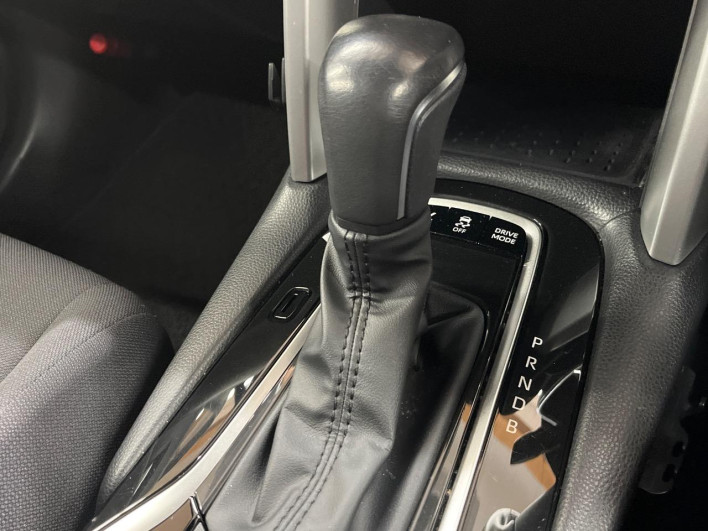 2022 Toyota Corolla Cross 6AA-ZVG15 (UW-6a068e948dea0)[24]
