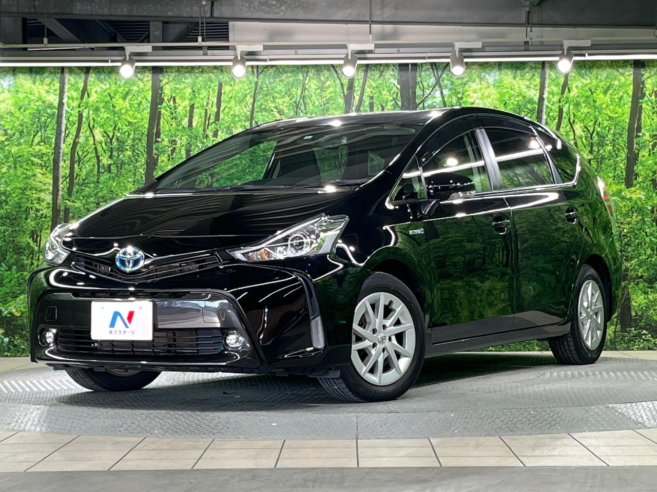 2016 Toyota Prius α DAA-ZVW40W