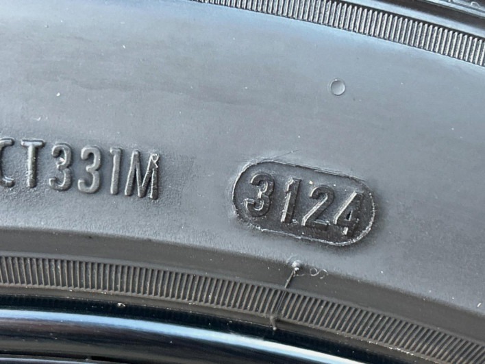 2020 Toyota Prius DAA-ZVW51 (UW-6a068e9a40810)[16]