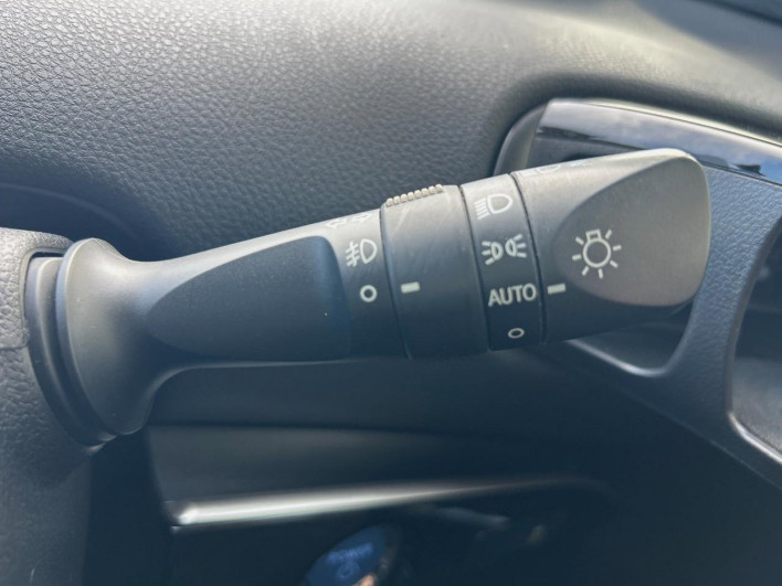 2020 Toyota Prius DAA-ZVW51 (UW-6a068e9a40810)[28]
