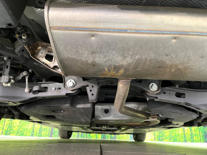 2021 Toyota Prius 6AA-ZVW51 (UW-6a068e9a74229)[24]