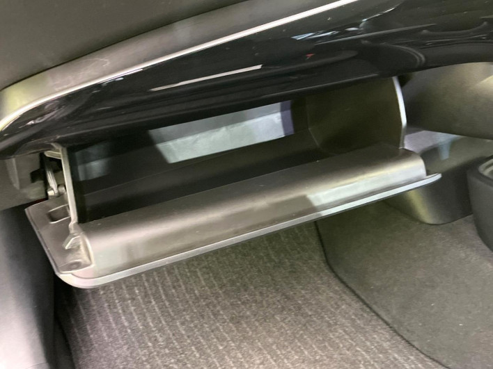 2021 Toyota Prius 6AA-ZVW51 (UW-6a068e9a74229)[29]