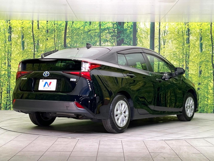 2021 Toyota Prius 6AA-ZVW51 (UW-6a068e9a74229)[16]