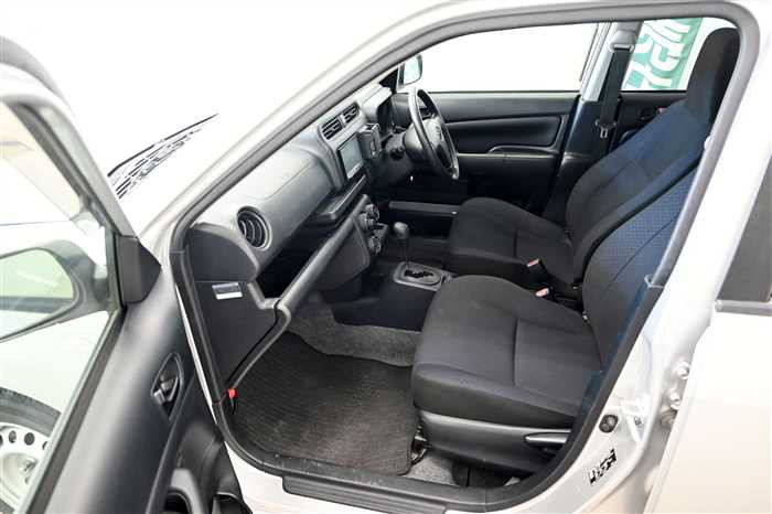 2019 Toyota Probox Van DBE-NCP160V (UW-6a0e682cd6360)[11]