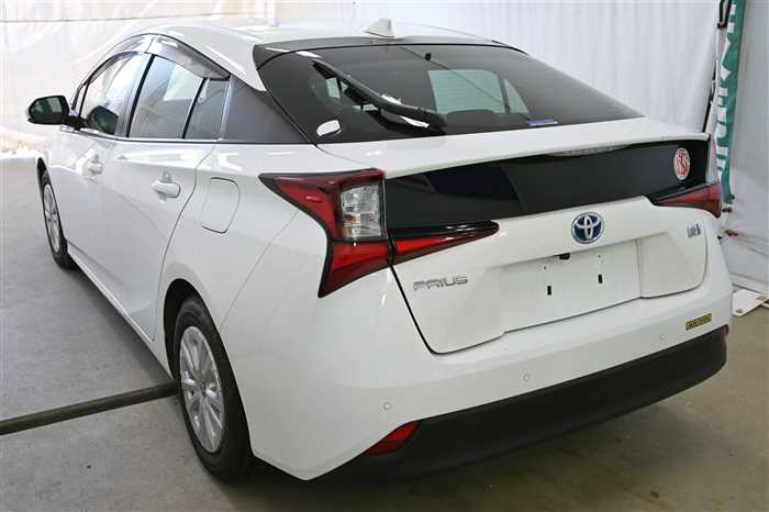 2021 Toyota Prius ZVW51 (UW-6a0e682e52b3f)[2]