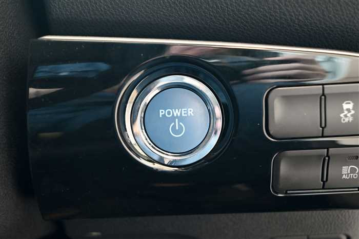 2021 Toyota Prius ZVW51 (UW-6a0e682e52b3f)[16]
