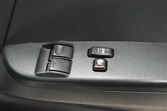 2020 Toyota Hiace Van KDH200V (UW-6a0e6840314b4)[15]