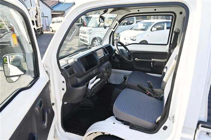 2011 Honda Acty Truck EBD-HA8 (UW-6a0e6842661b6)[17]