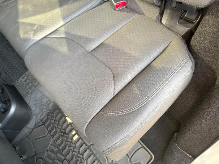 2016 Chrysler Jeep Wrangler Unlimited ABA-JK36L (UW-6a09307d199c9)[17]