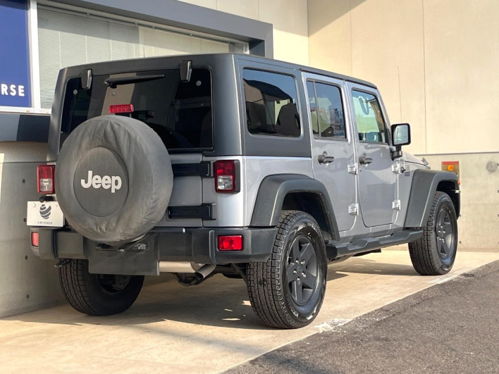 2016 Chrysler Jeep Wrangler Unlimited ABA-JK36L (UW-6a09307d199c9)[22]