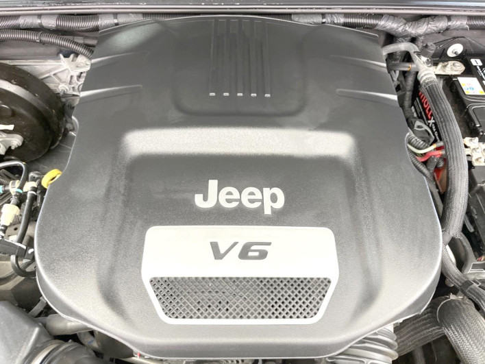 2017 Chrysler Jeep Wrangler Unlimited ABA-JK36L (UW-6a09307d35171)[22]