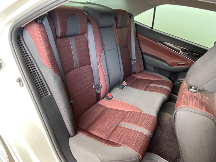 2013 Toyota Crown Hybrid DAA-AWS210 (UW-6a093098849fe)[13]