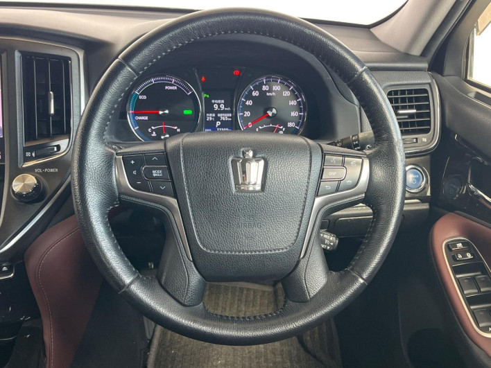 2013 Toyota Crown Hybrid DAA-AWS210 (UW-6a093098849fe)[29]