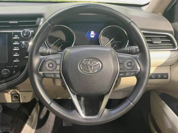 2018 Toyota Camry DAA-AXVH70 (UW-6a0930a4024ce)[21]