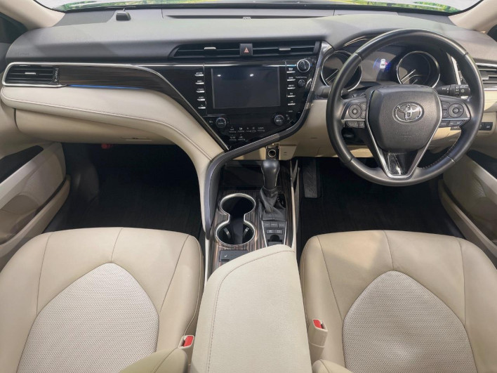 2018 Toyota Camry DAA-AXVH70 (UW-6a0930a4024ce)[20]