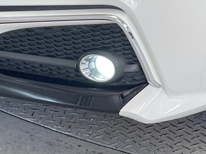 2019 Toyota Crown Hybrid 6AA-AZSH20 (UW-6a0930a97955f)[13]