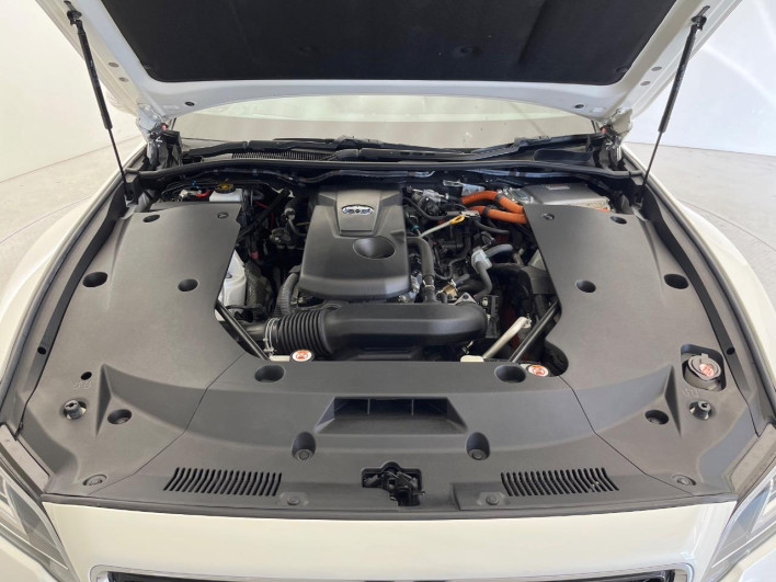 2019 Toyota Crown Hybrid 6AA-AZSH20 (UW-6a0930a97955f)[4]
