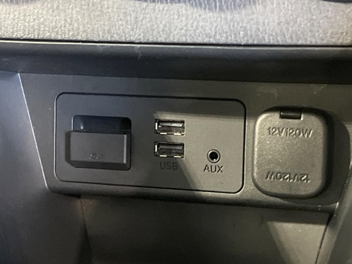 2015 Mazda Demio LDA-DJ5AS (UW-6a0930c9406ca)[14]
