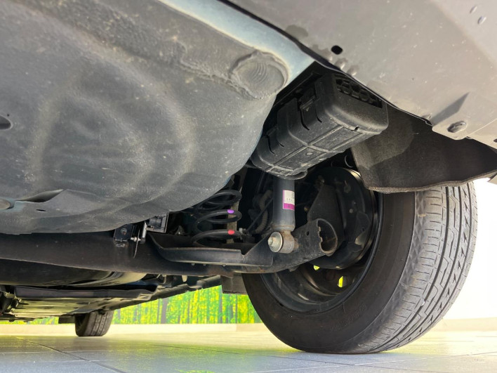 2021 Nissan Note 6AA-E13 (UW-6a0930cea407a)[21]