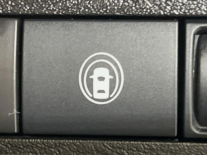 2022 Nissan Note 6AA-E13 (UW-6a0930cfe54ca)[25]