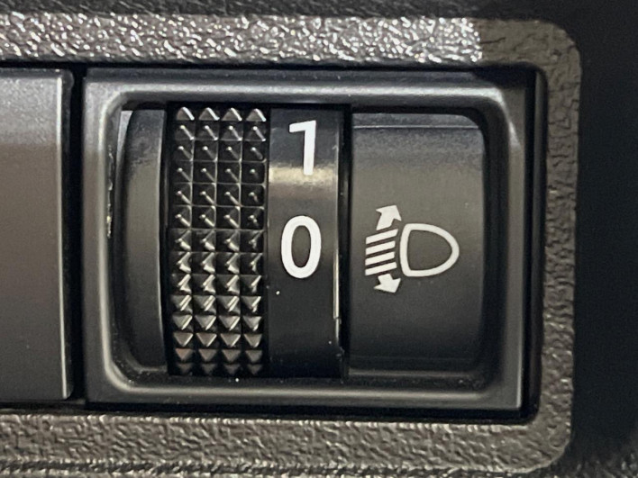 2022 Nissan Note 6AA-E13 (UW-6a0930cfe54ca)[24]