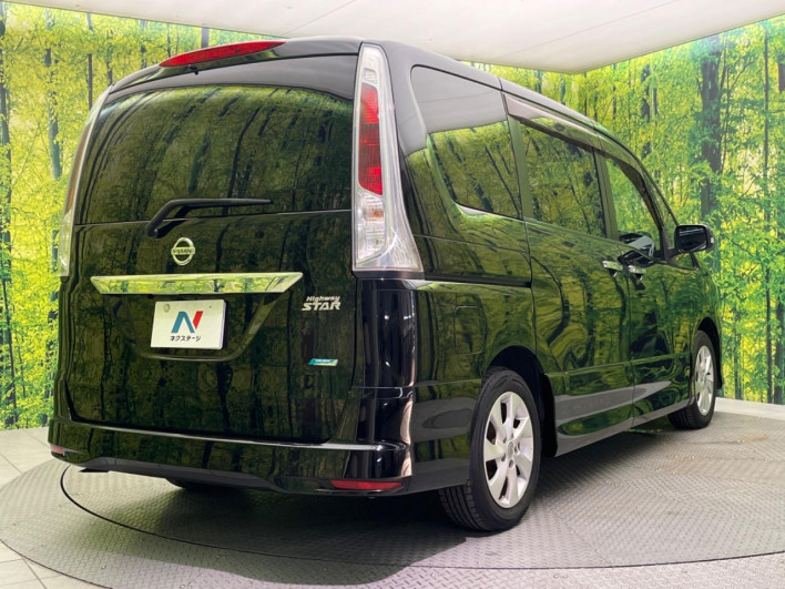 2011 Nissan Serena DBA-FC26 (UW-6a0930d1d1e3e)[11]