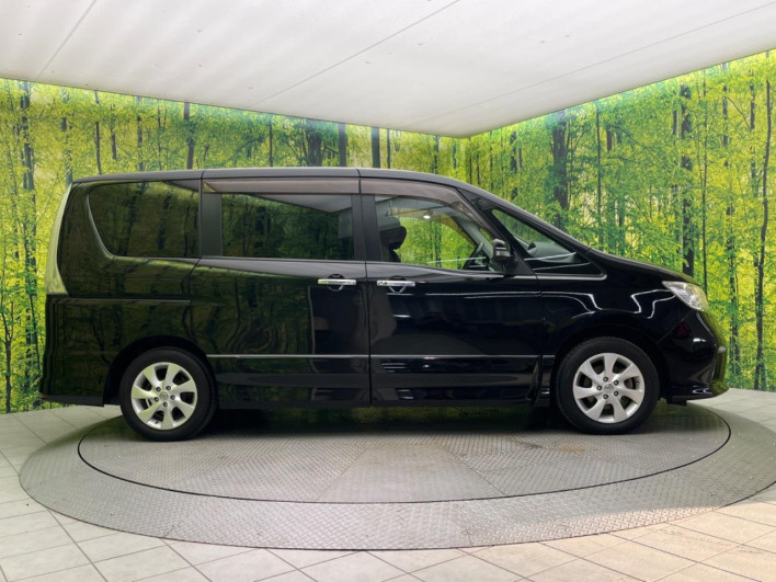 2011 Nissan Serena DBA-FC26 (UW-6a0930d1d1e3e)[10]