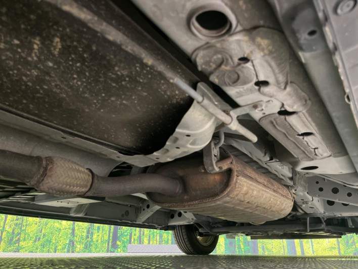 2011 Nissan Serena DBA-FC26 (UW-6a0930d1d1e3e)[16]