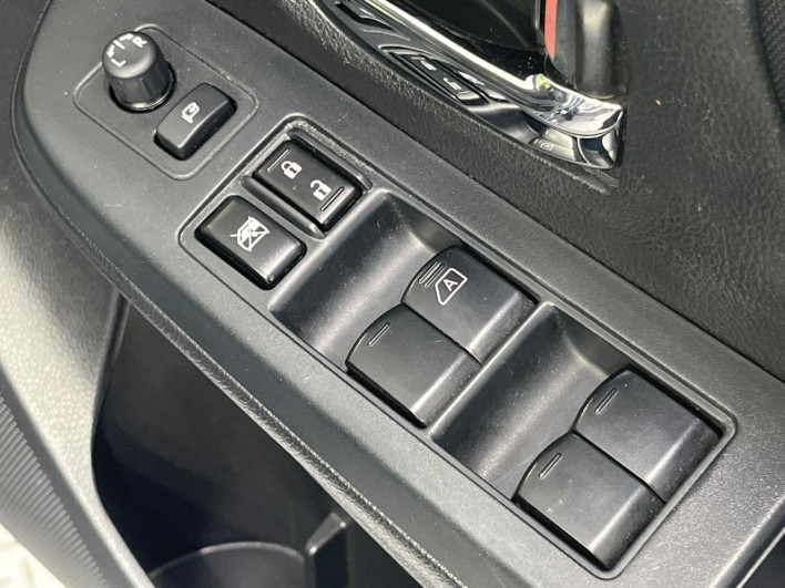 2013 Subaru Impreza Sport DBA-GP2 (UW-6a0930e3bab03)[10]