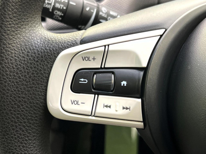 2021 Honda Fit 6AA-GR6 (UW-6a0930e5e240e)[14]