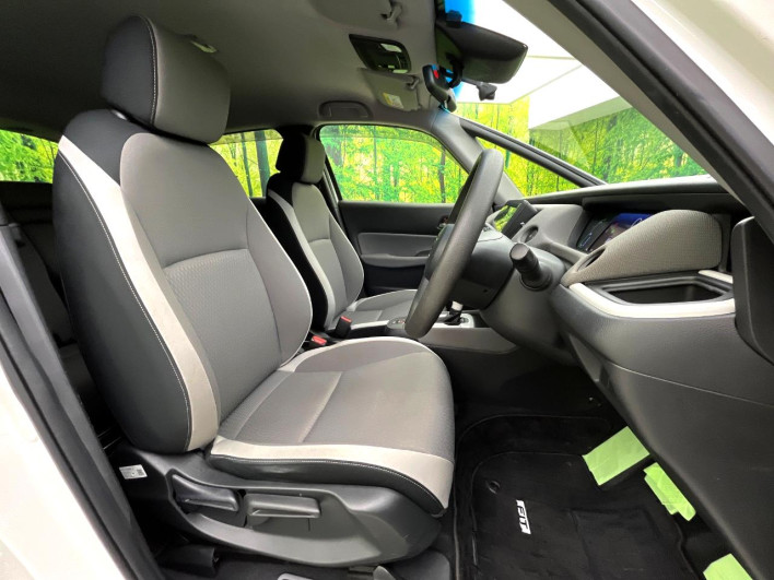 2021 Honda Fit 6AA-GR6 (UW-6a0930e5e240e)[25]