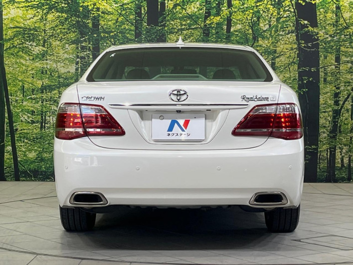 2010 Toyota Crown DBA-GRS202 (UW-6a0930e7e1998)[6]