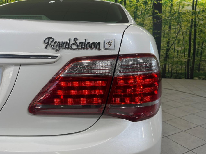 2010 Toyota Crown DBA-GRS202 (UW-6a0930e7e1998)[8]