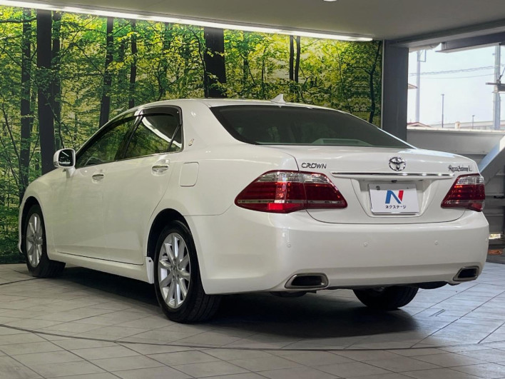 2010 Toyota Crown DBA-GRS202 (UW-6a0930e7e1998)[7]
